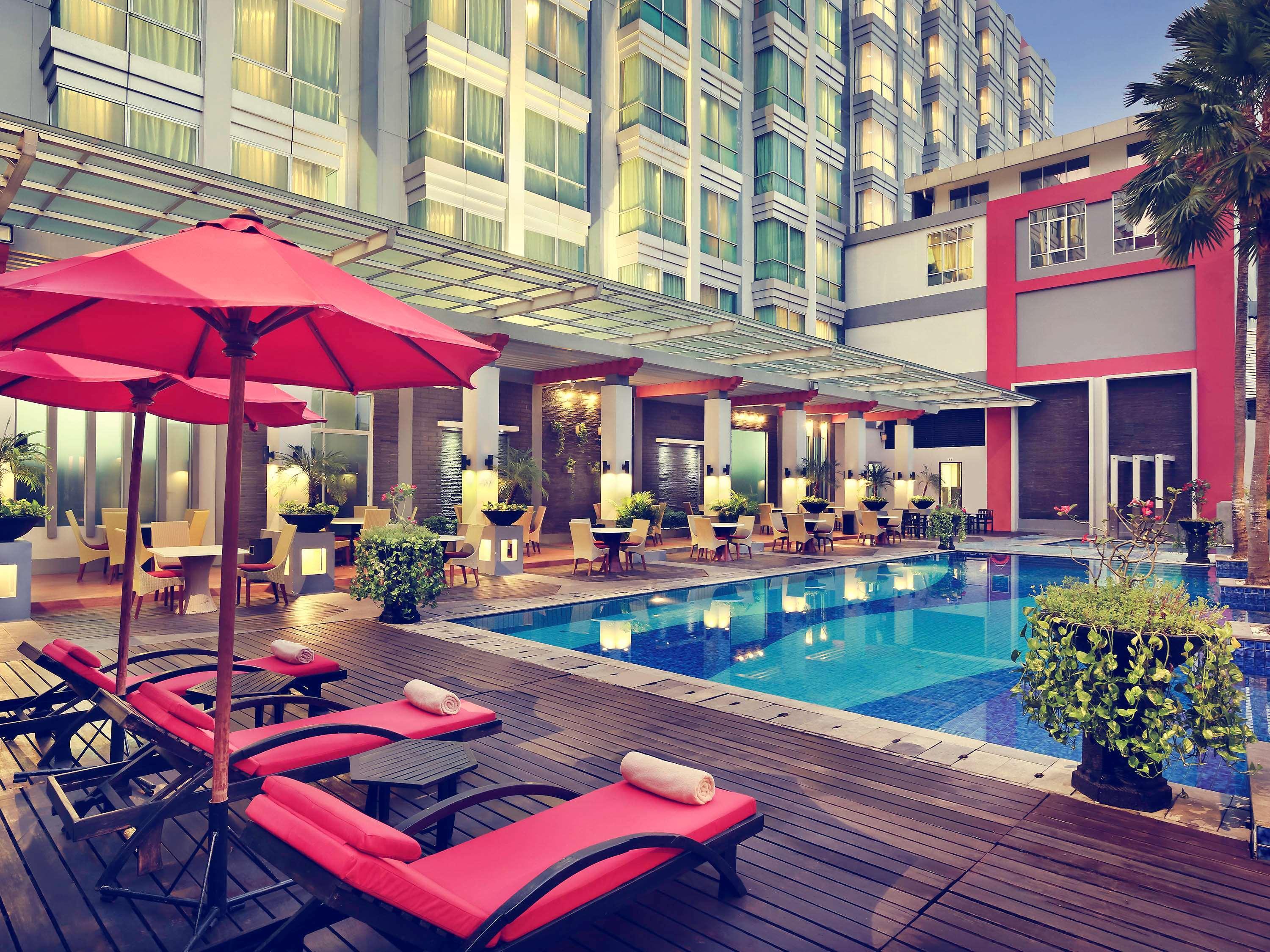 Mercure Pontianak City Center Exterior foto